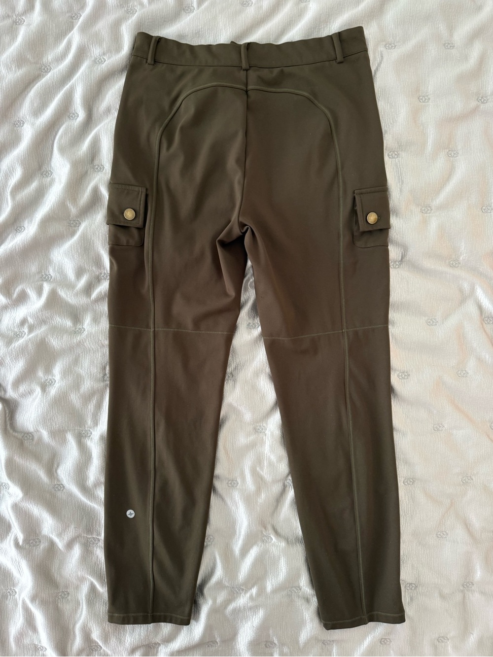 Halara DayStretch High Waisted Zipper Pockets
Solid Skinny Cargo Pants M - Picture 3 of 7
